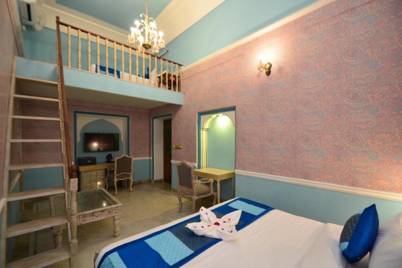 Nirbana Palace - A Heritage Hotel And Spa Jaipur Exterior foto