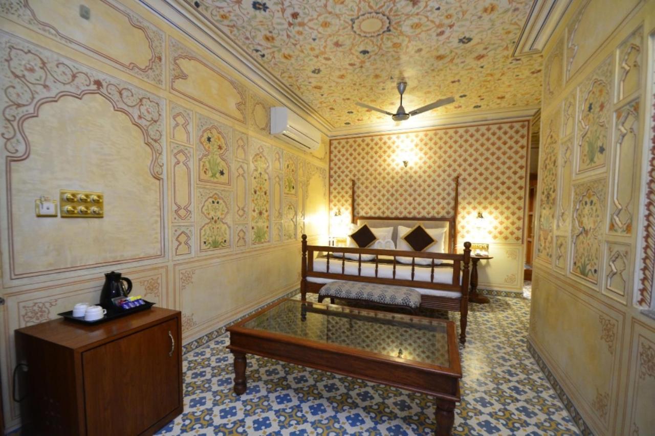 Nirbana Palace - A Heritage Hotel And Spa Jaipur Exterior foto